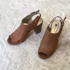 White Mountain block heels, tan(brownish)
